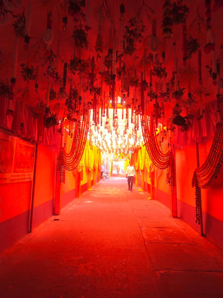 corridor decoration